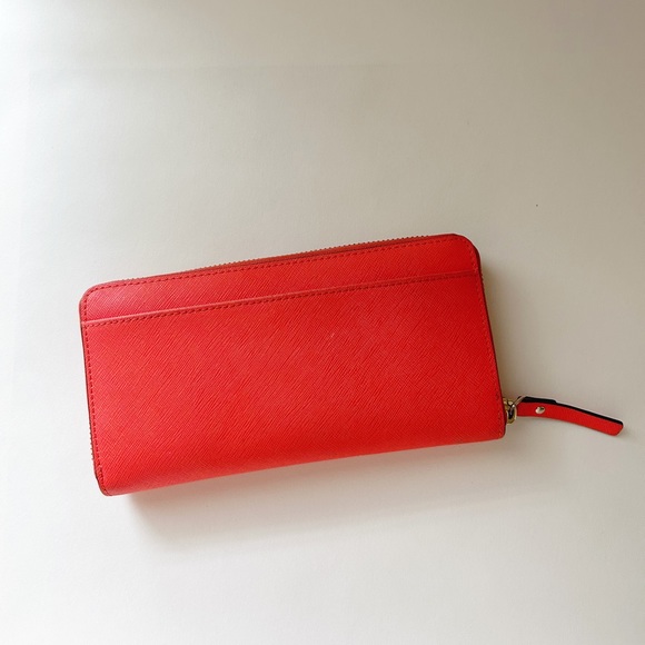 Kate Spade Large Continental Wallet Bright Red Gold Foil Polkadots EUC - Picture 3 of 8